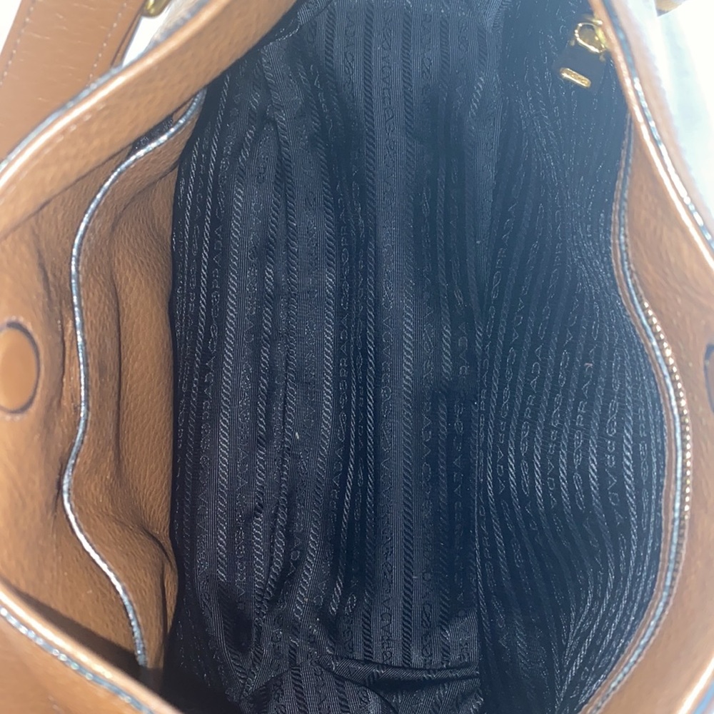 🔥Prada - Brown Shoulder Bag - Purchased in Milan, Italy - Picture 3 of 4
